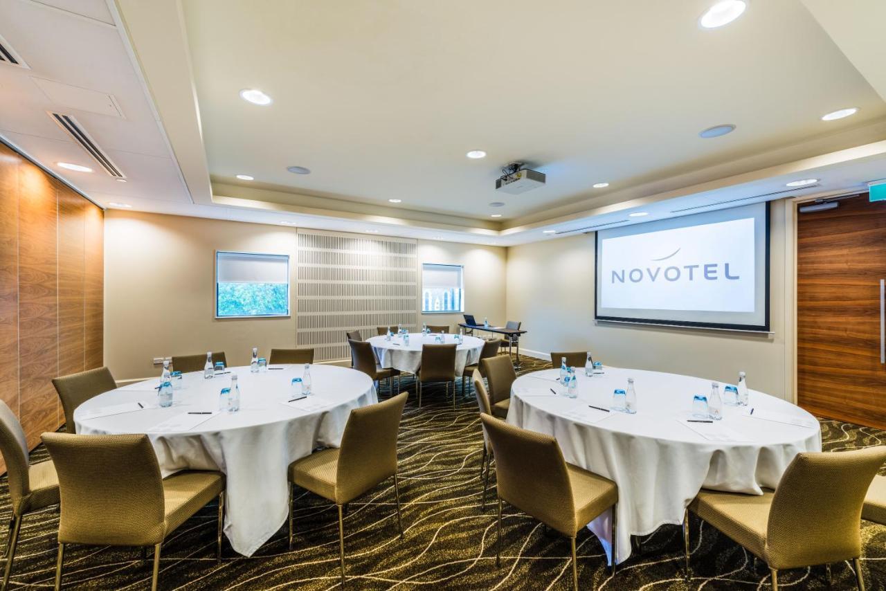 Novotel Christchurch Cathedral Square Екстер'єр фото