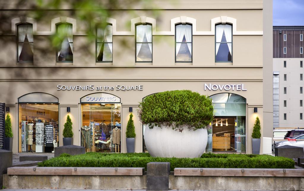 Novotel Christchurch Cathedral Square Екстер'єр фото