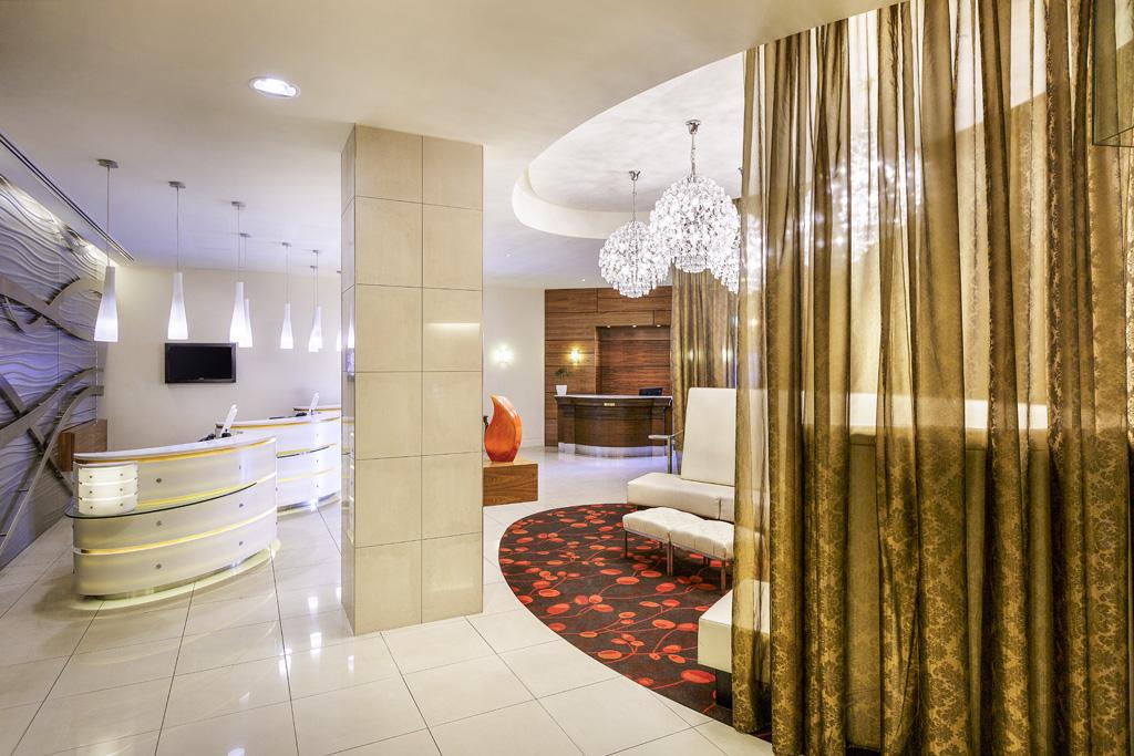 Novotel Christchurch Cathedral Square Екстер'єр фото