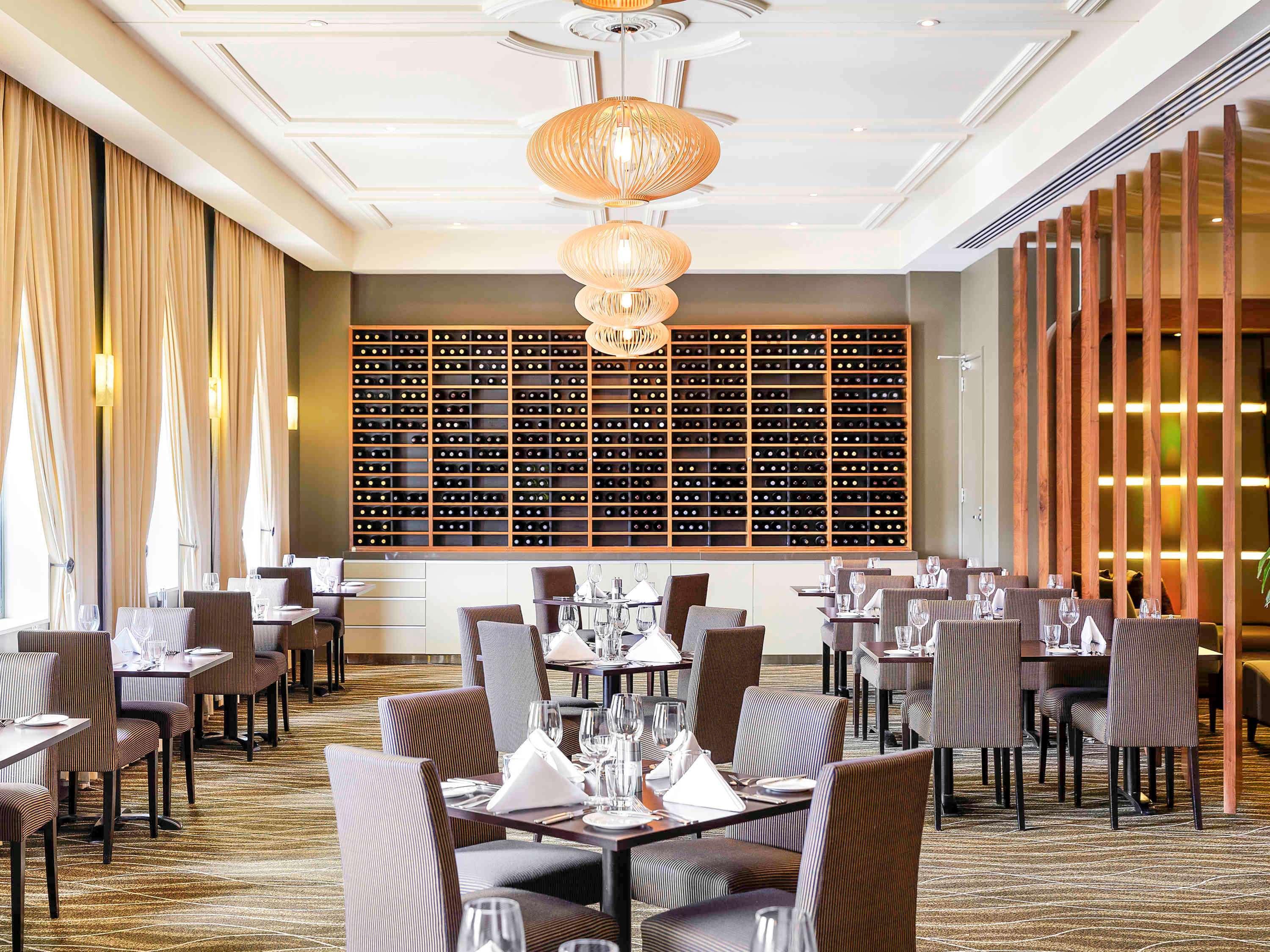 Novotel Christchurch Cathedral Square Екстер'єр фото