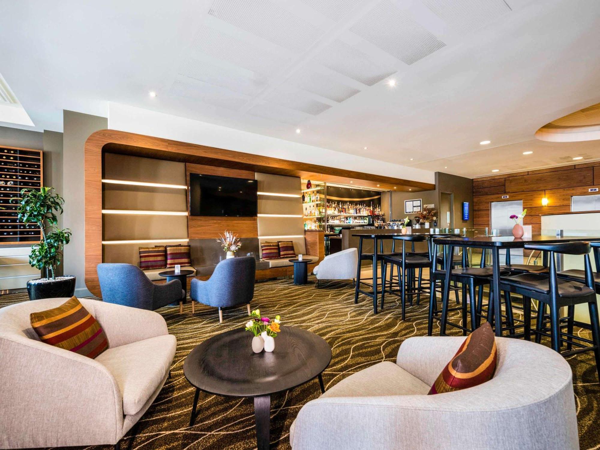 Novotel Christchurch Cathedral Square Екстер'єр фото