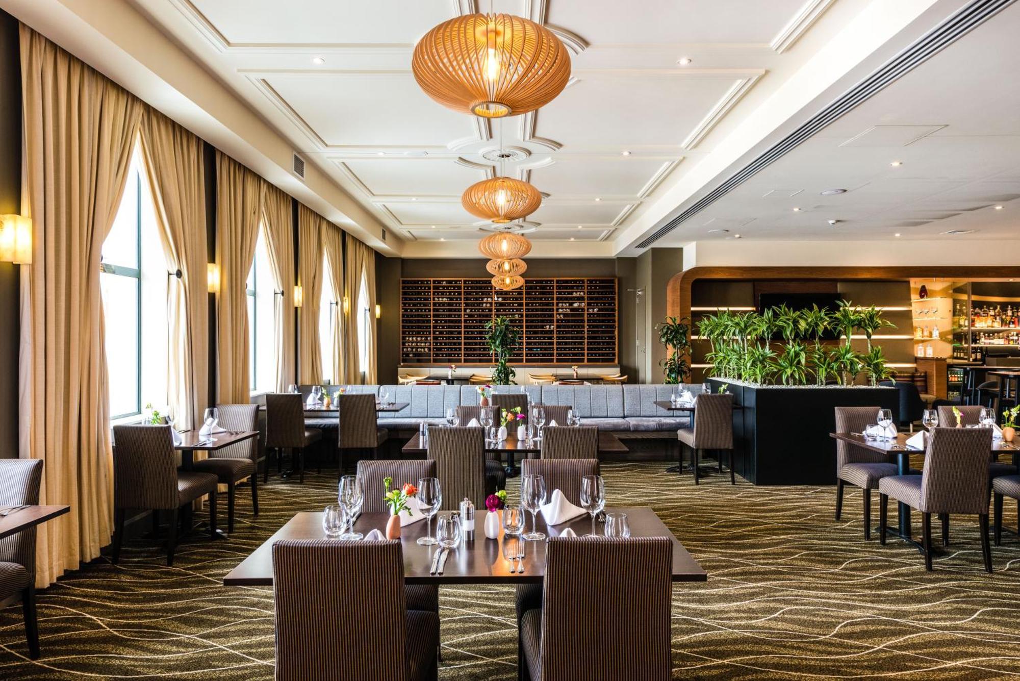 Novotel Christchurch Cathedral Square Екстер'єр фото