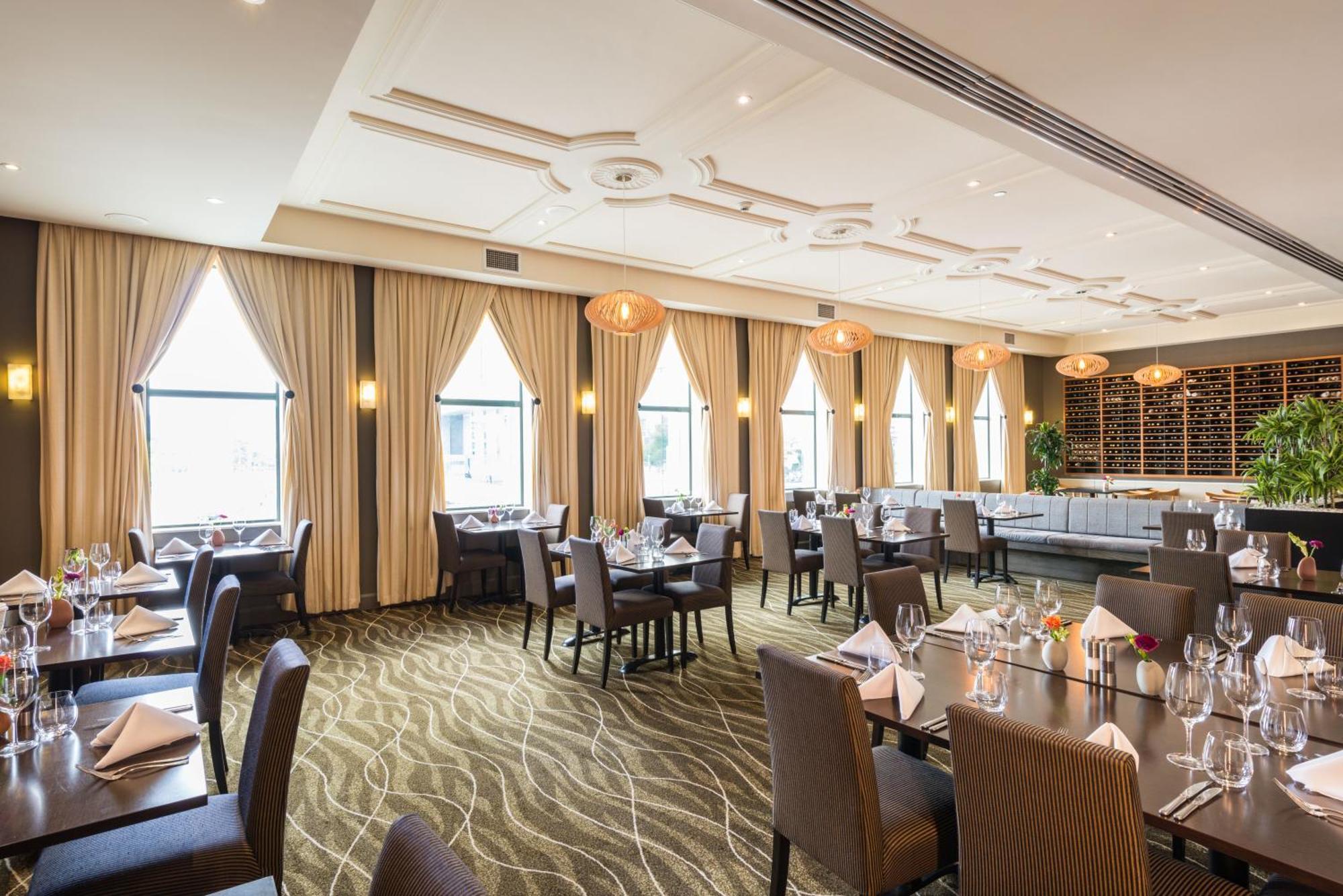 Novotel Christchurch Cathedral Square Екстер'єр фото