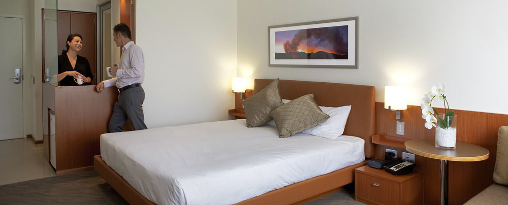 Novotel Christchurch Cathedral Square Екстер'єр фото